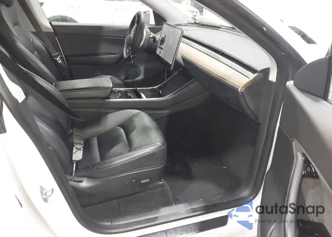 2020 Tesla Model Y Long Range Dual Motor All-Wheel Drive z USA, uszkodzony, nr VIN 5YJYGDEE3LF041710